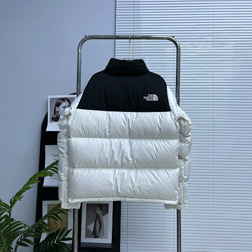 The North Face White & Black Wide-Quilted Puffer Jacket