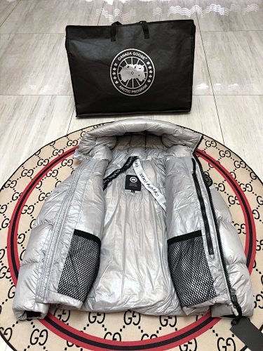 Canada Goose Crofton 2252 Silver Hooded Down Jacket