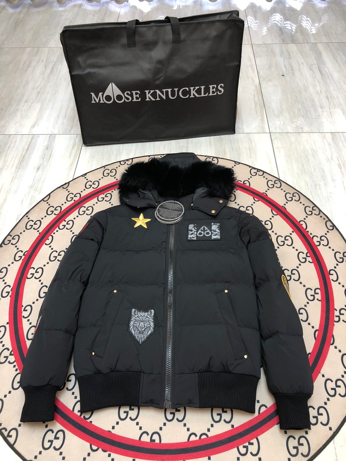 Moose Knuckles Black Unisex Patch-Detail Fur-Trim Bomber Jacket