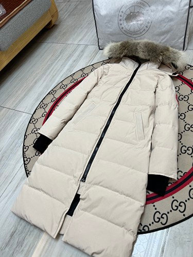 Canada Goose Women's Jacket – Style 22