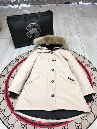 Canada Goose Women's Hooded Fishtail Parka in Cream